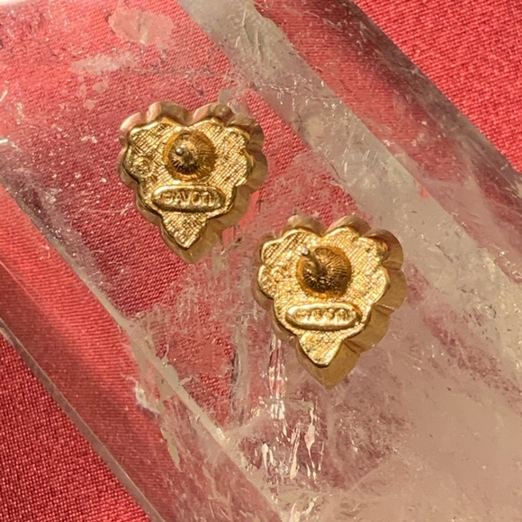 Vintage gold AVON ❤️ earrings - Picture 9 of 9